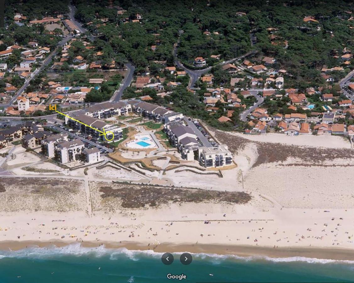 Bleu Marine: Oceanfront Balcony With Pool Apartment