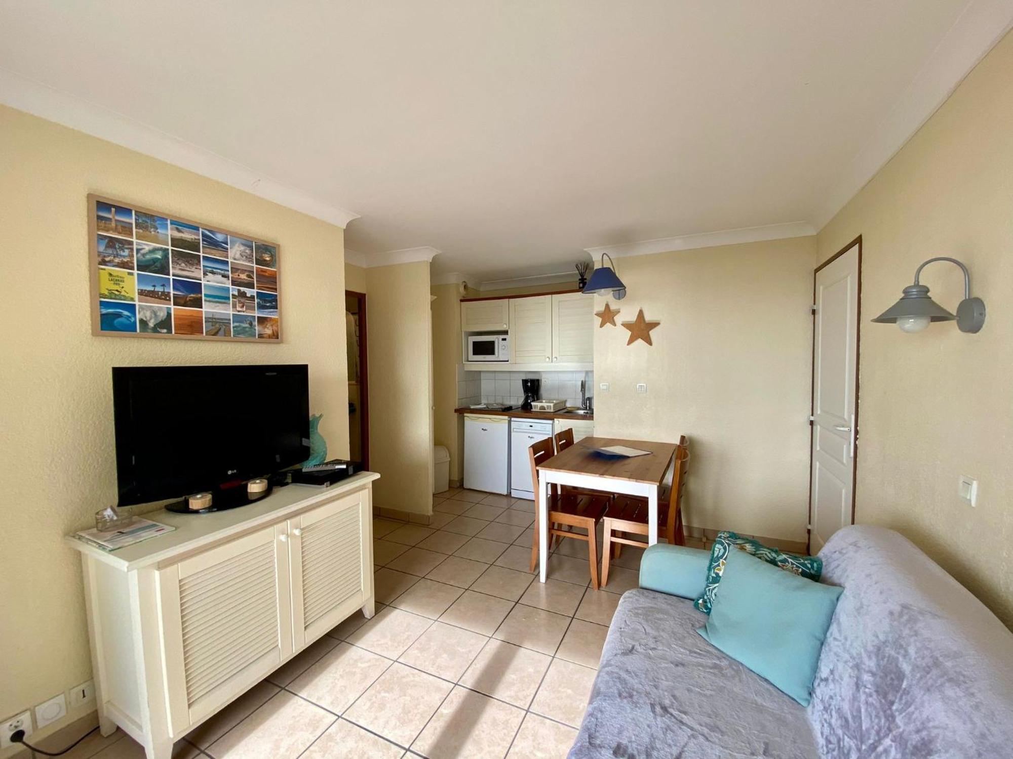 Appartamento Lacanau, Résidence Bleu Marine, 2e étage, Exceptionnel Car Balcon Face Et Vue Océan Avec Piscine ! Et Avec Parking Réservé